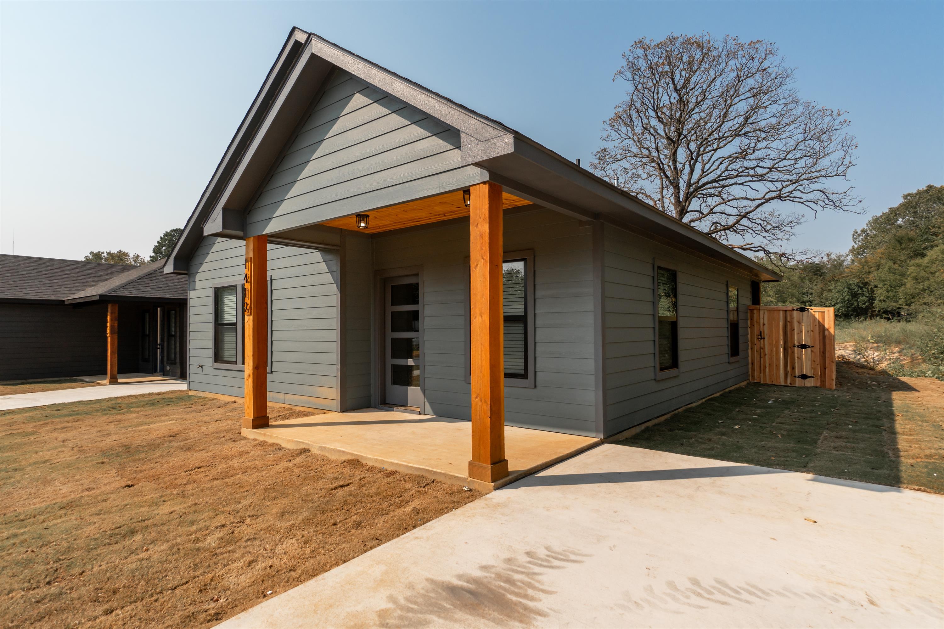 1419 South 7th Avenue