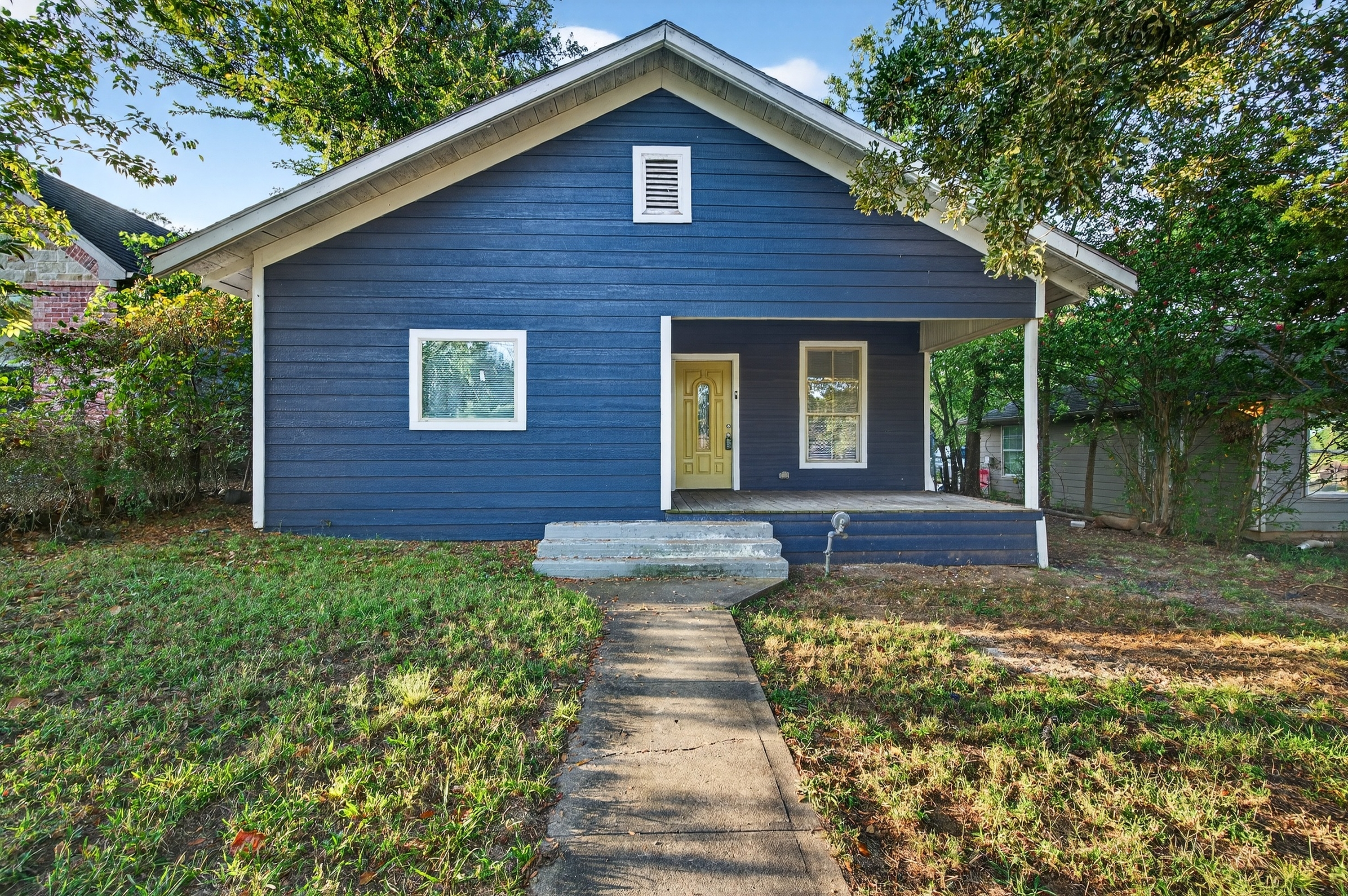 514 East Day Street